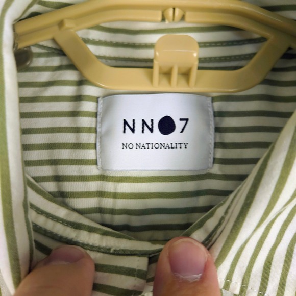 NN07 NO NATIONALITY Men's M Regular Fit Green White Stripe Button Down Shirt - Picture 2 of 7